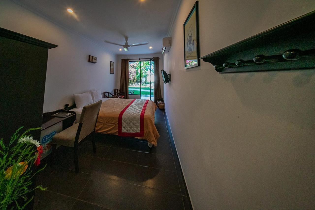 Ven Ven Hotel Ho Coc Bagian luar foto