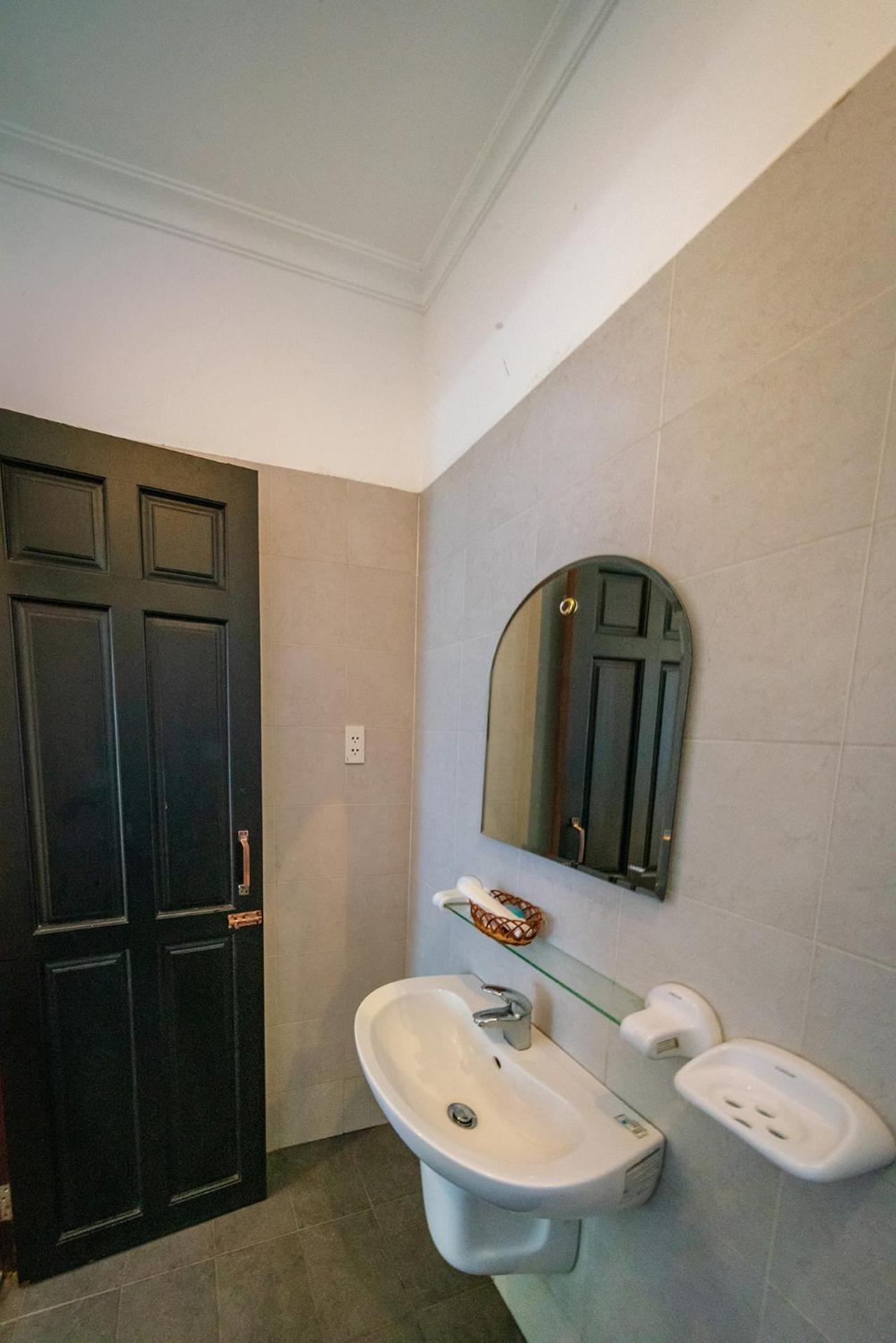 Ven Ven Hotel Ho Coc Bagian luar foto