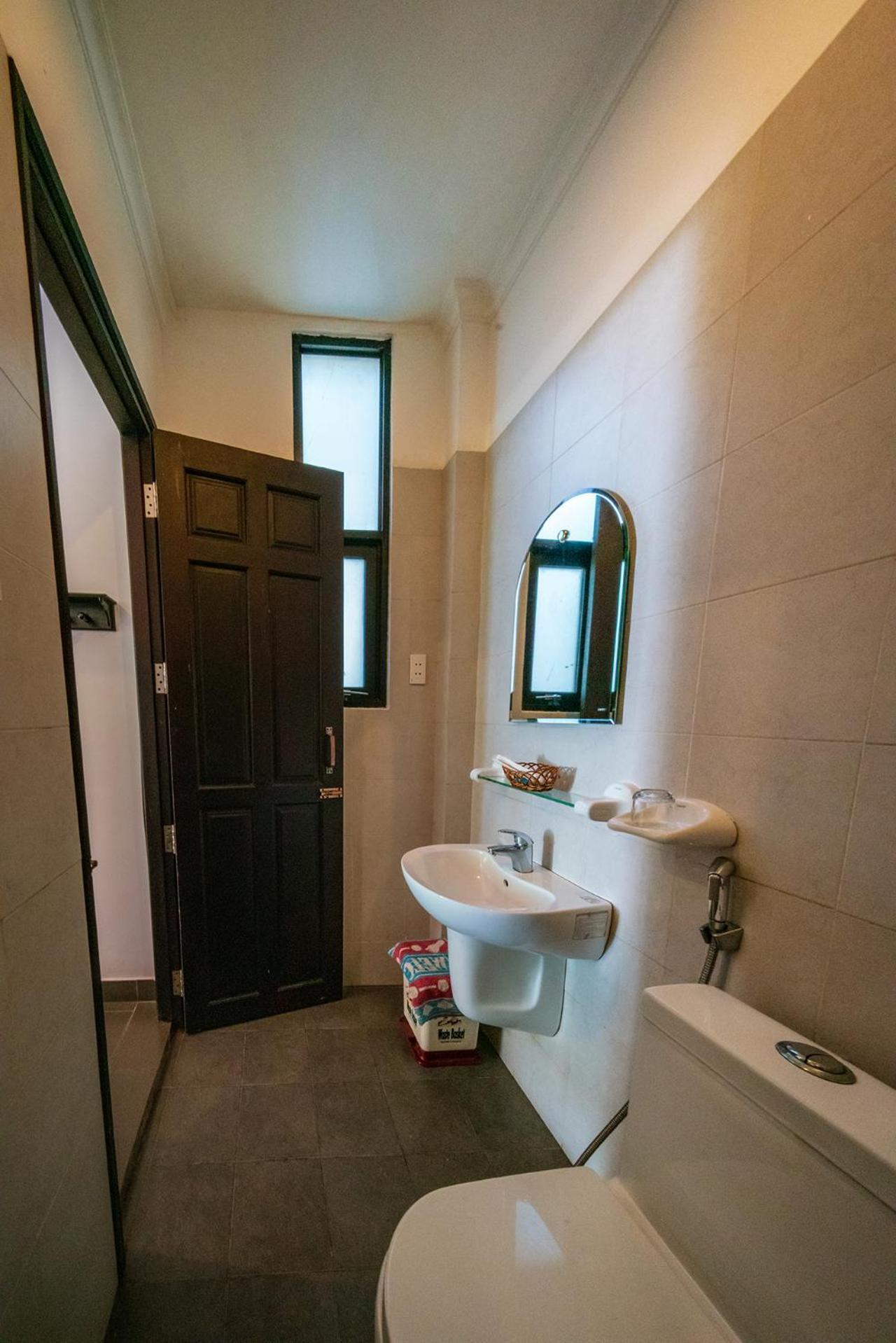 Ven Ven Hotel Ho Coc Bagian luar foto